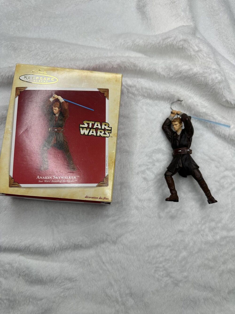 Vintage 2004 Hallmark Star Wars Anakin Skywalker Keepsake Ornament with Lightsab